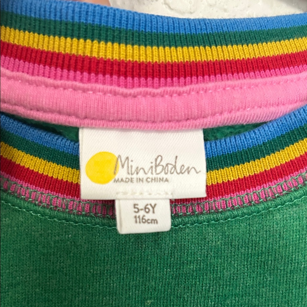 Mini Boden Green Dress with Colorful Horse Design - Picture 2 of 4